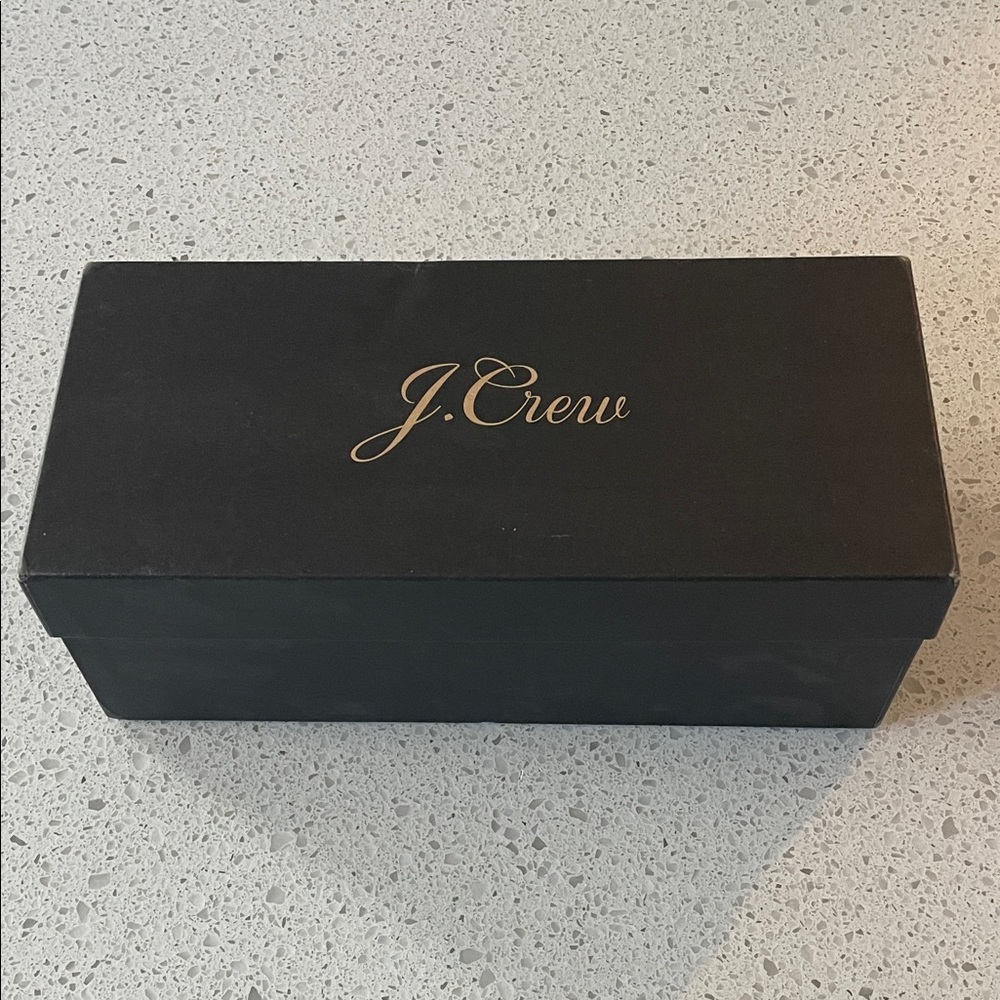 J. Crew ballet flat in plaid with bow style AF496 color cream, multi size 7 1/2.
